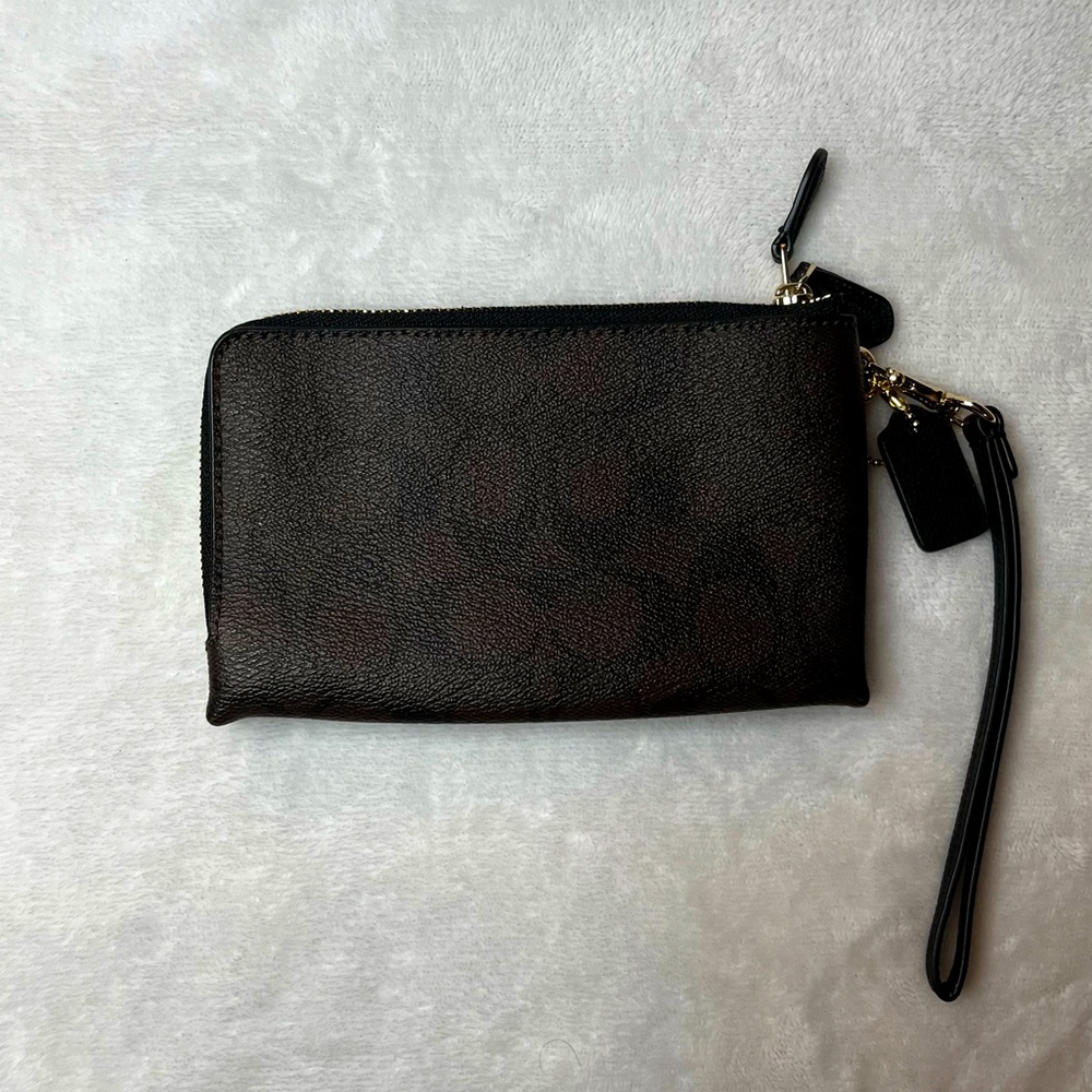 Coach Wallet - Picture 3 of 5